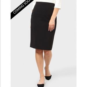 Sleek and Sophisticated Italian brand Stefanel navy pencil skirt